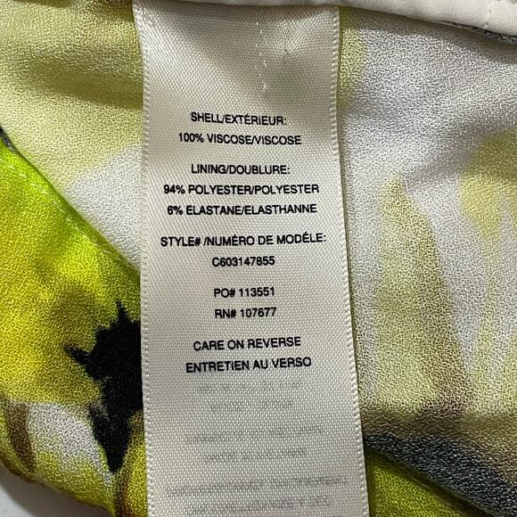 Alice + Olivia Cassia Flutter Romper - Daisy Field - 0 - Picture 10 of 14